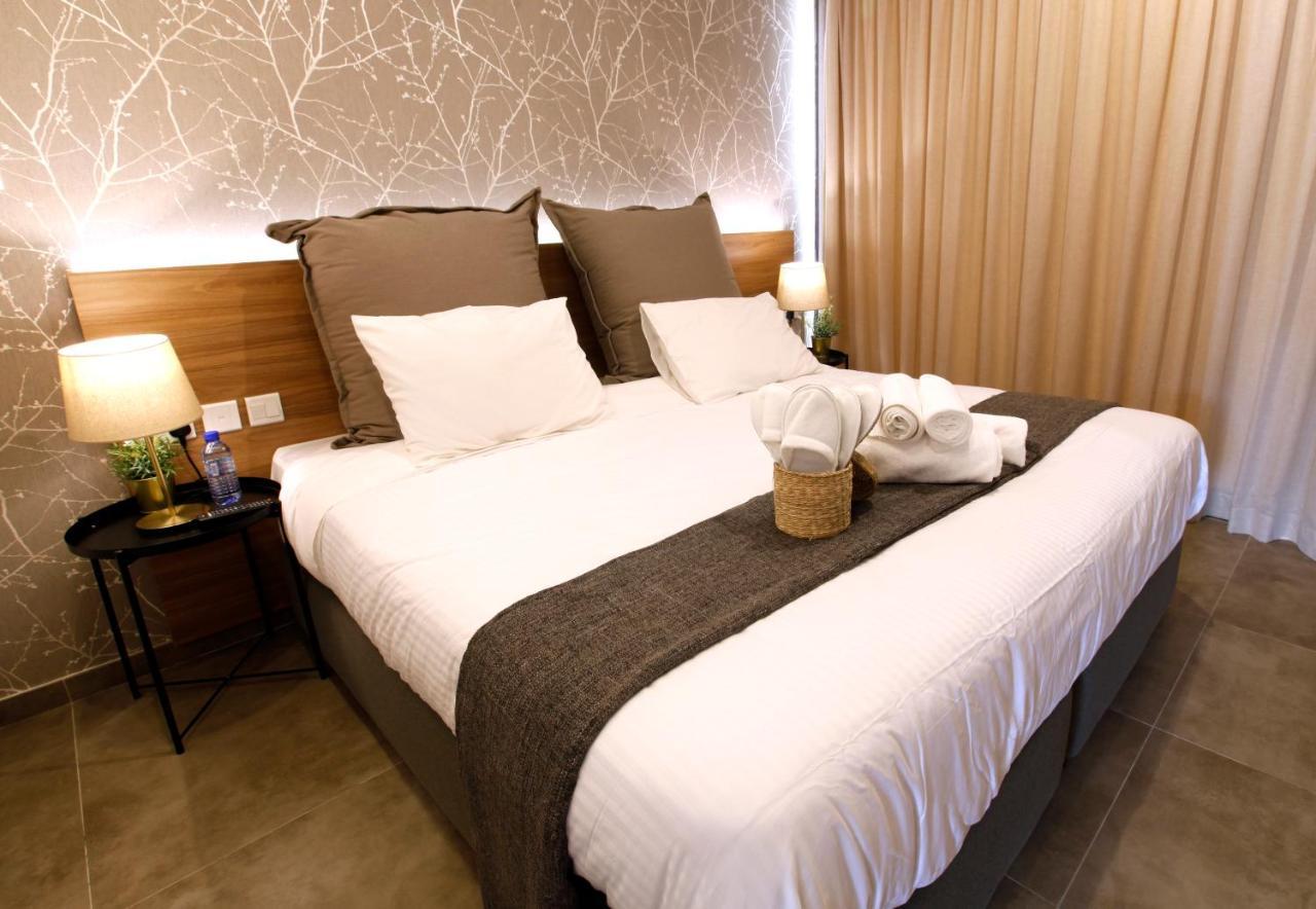 Cosmopolis Multi-Venue Aparthotel Larnaca Luaran gambar